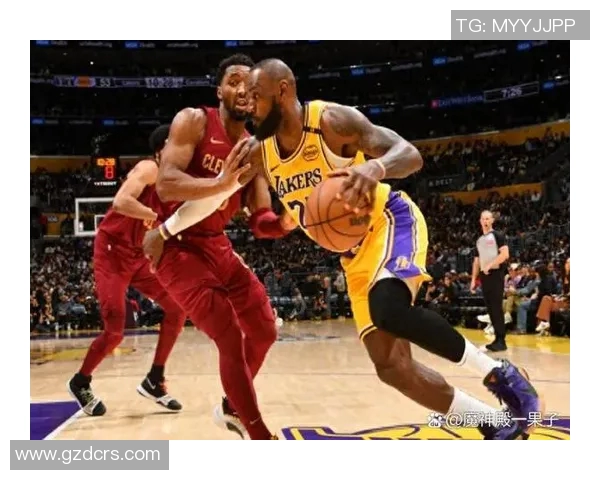 10分+11分+10分！湖人之所以能取得三连胜，离不开老詹的末节表现