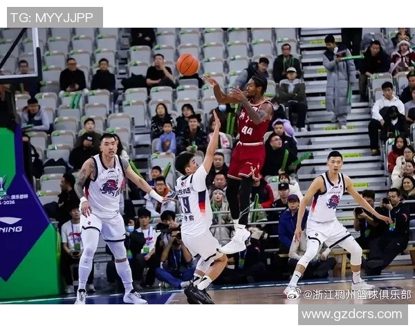 绝境翻盘!陈林坚致命三分定乾坤 山东89-88逆转浙江晋级四强